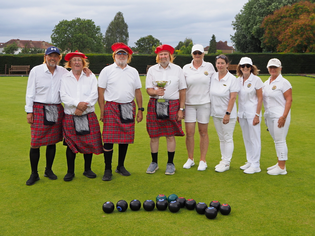 Ladies Challenge 4